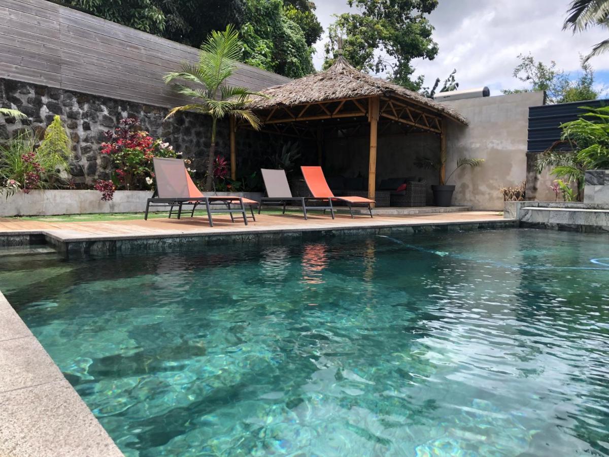 Le Clos D'Isis - Piscine Chauffee ル・タンポン エクステリア 写真