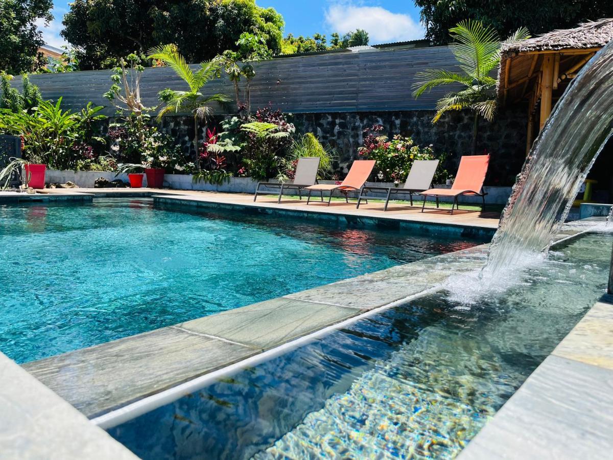 Le Clos D'Isis - Piscine Chauffee ル・タンポン エクステリア 写真
